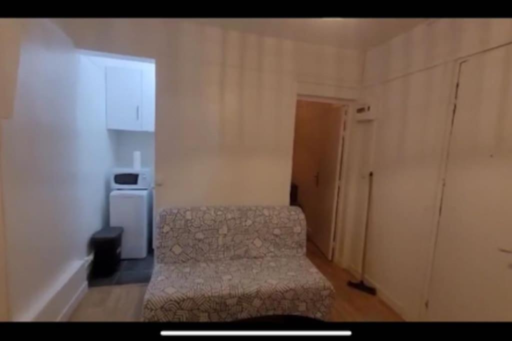 Charmant Appartement Pres De Montmartre Paris Exteriör bild