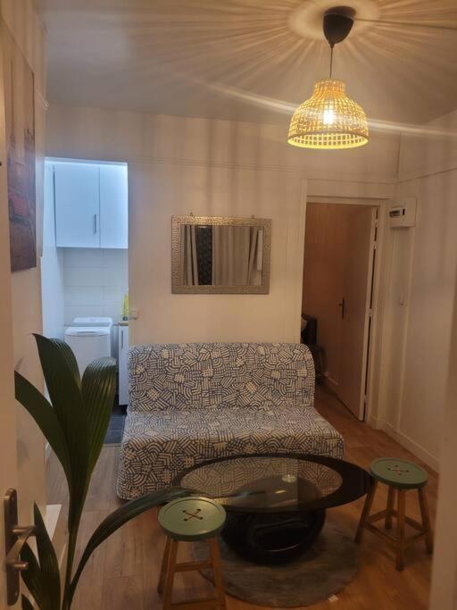 Charmant Appartement Pres De Montmartre Paris Exteriör bild