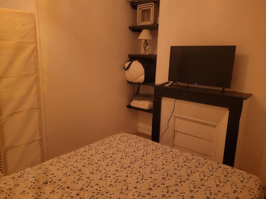 Charmant Appartement Pres De Montmartre Paris Exteriör bild