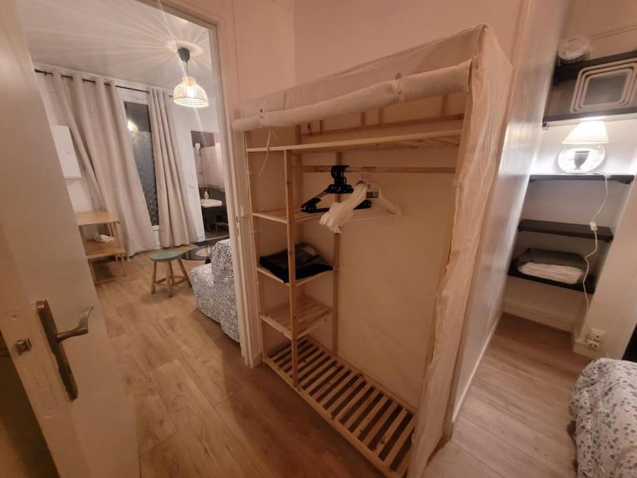 Charmant Appartement Pres De Montmartre Paris Exteriör bild